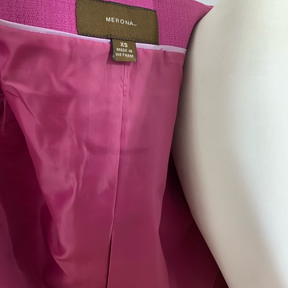 NWT Merona one button, fushia color, xs blazer. - Picture 10 of 11